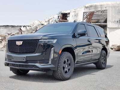 Cadillac-Escalade-Front-View-Right-Angle.