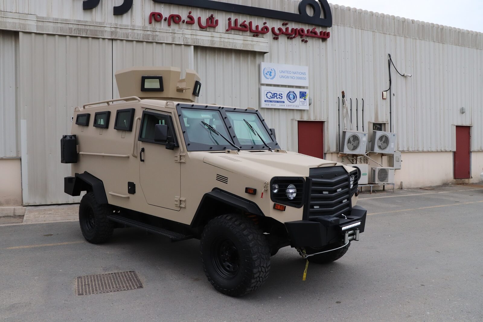 APC 6x6 Tygra right side view of armored personnel carrier