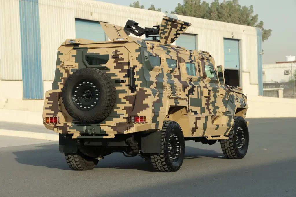 APC Merkava Sagiv 2.8 Turbo rear exterior view