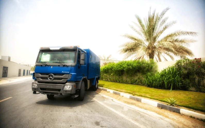 Armored Mercedes-Benz Actros cash transport exterior profile