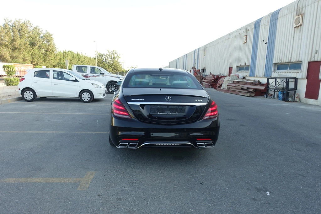 Mercedes-Benz S550 armored sedan exterior inspection view