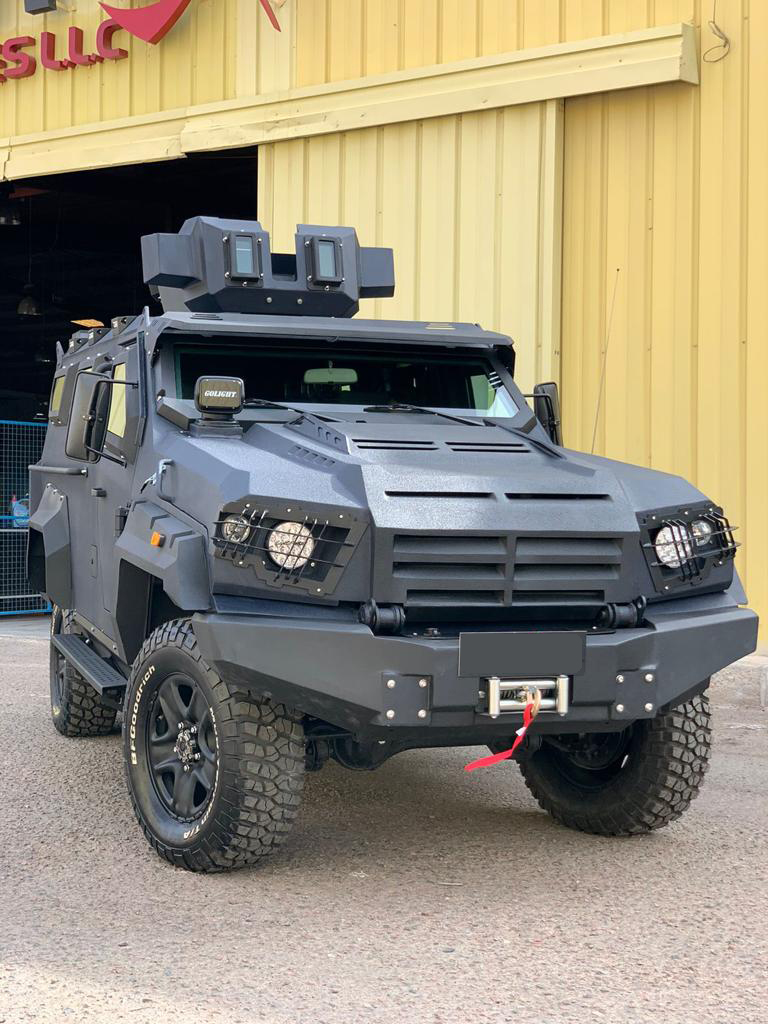 GER 2D front exterior view of armored personnel carrier