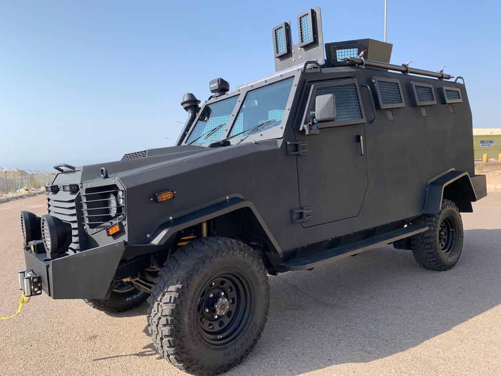 GER 1 armored personnel carrier left side exterior profile