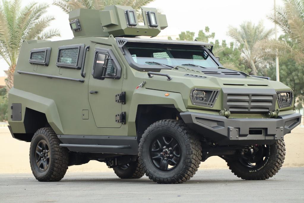 GER 1D full right side profile of armored personnel carrier