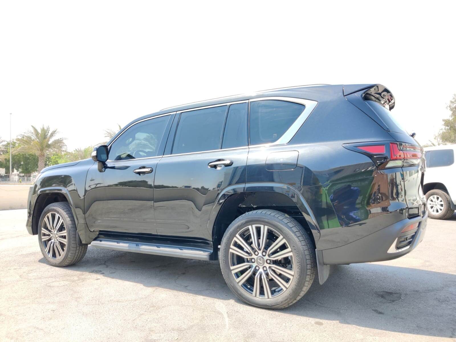 Lexus LX600 BR9 left side profile with premium wheels and armored body