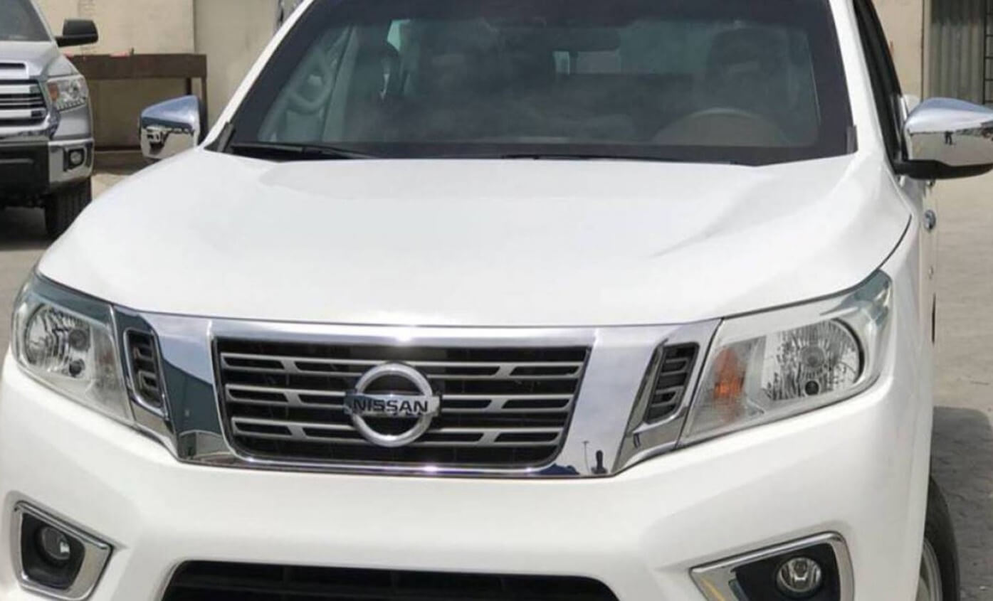 Nissan Navara armored pickup front grille exterior detail