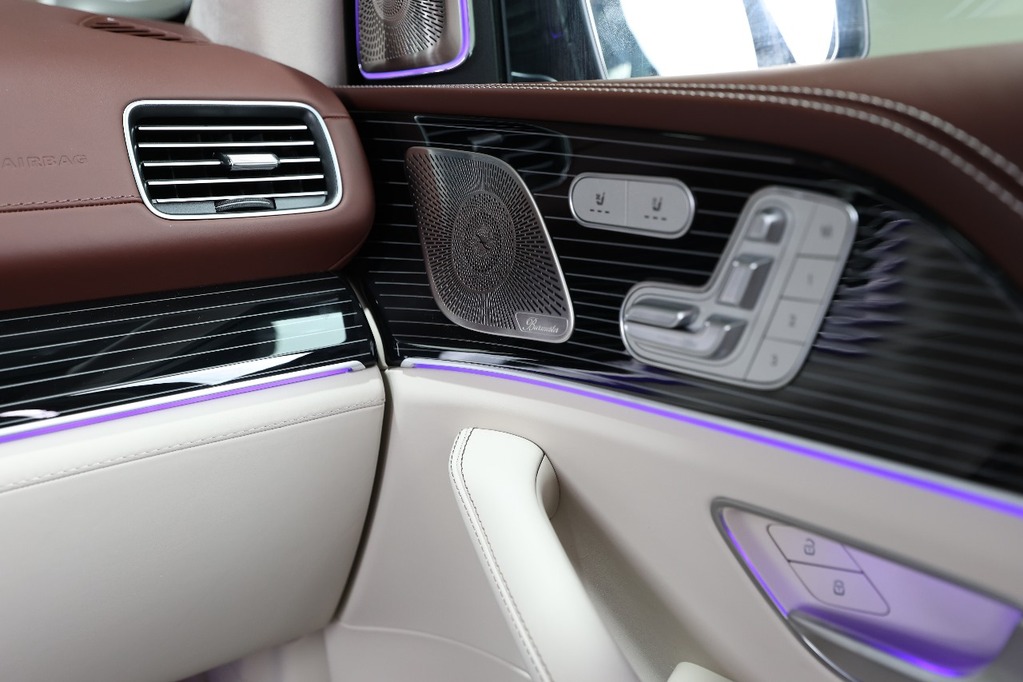 Maybach GLS 600 non-armored rear cabin with premium luxury seating