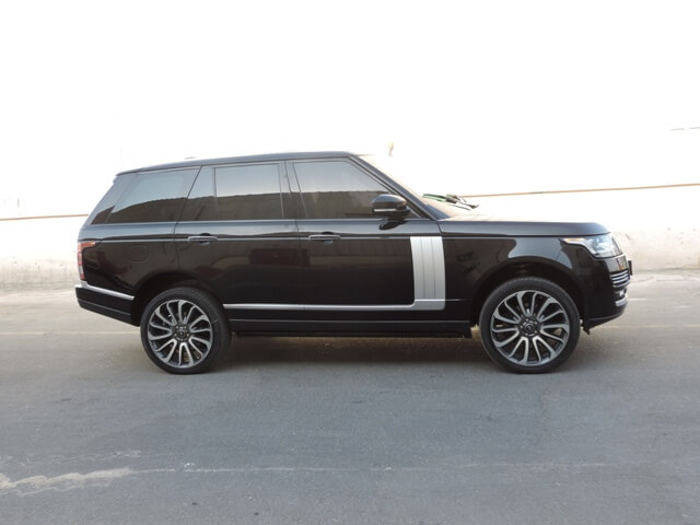 Range Rover Vogue armored luxury SUV right side profile