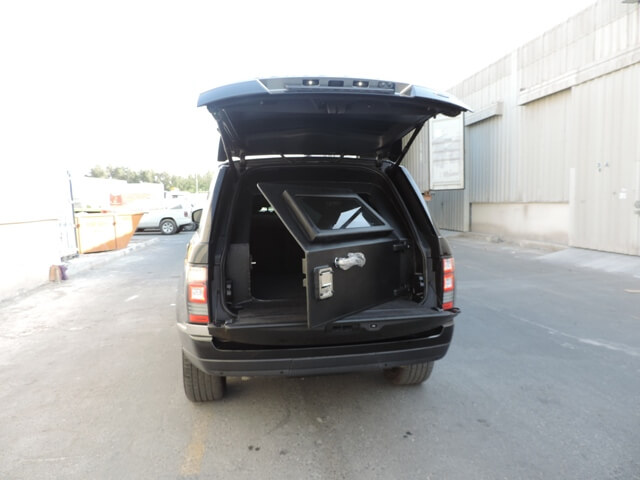 Range Rover Vogue armored luxury SUV trunk open cargo view