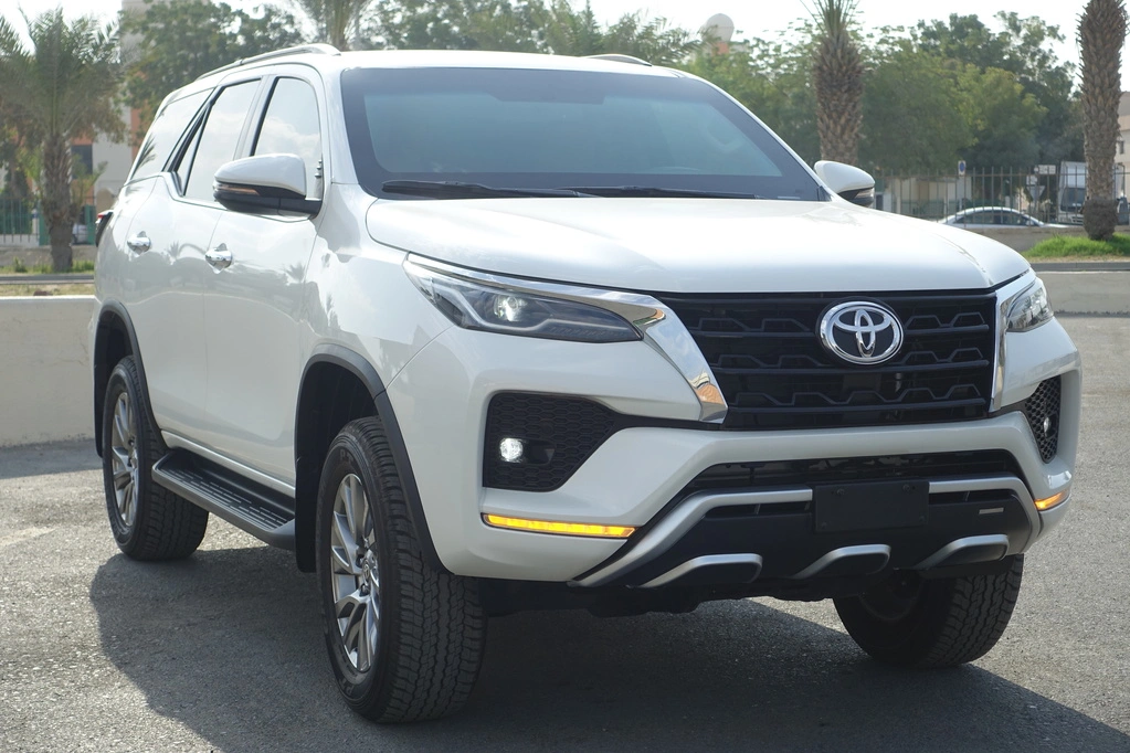 Toyota Fortuner in the Armored SUV category - front view