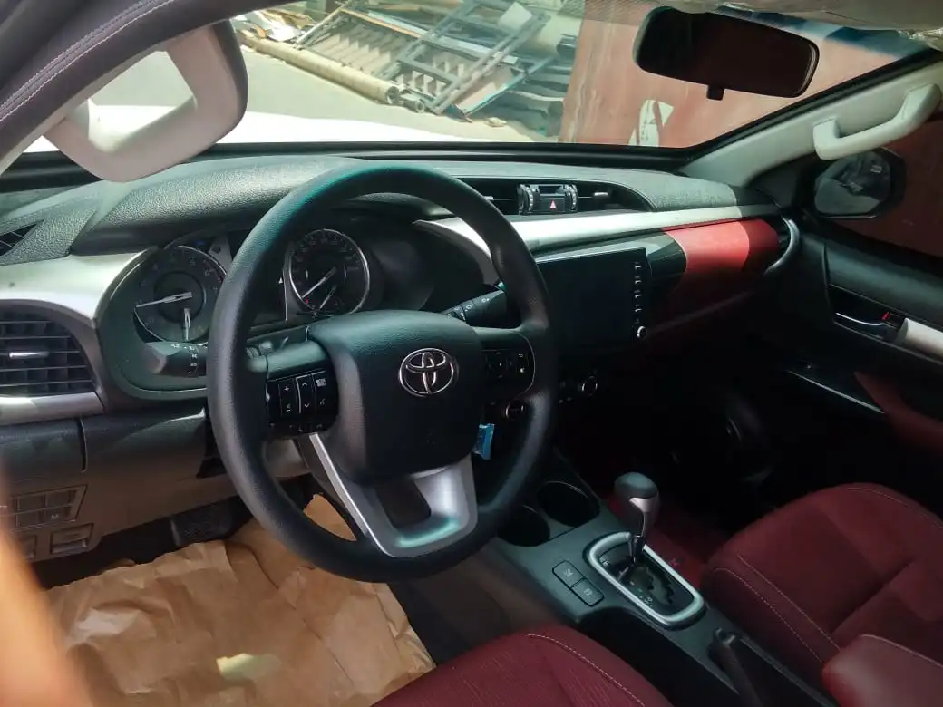 Toyota Hilux Adventure SR5 BR6 armored pickup alternate cockpit view