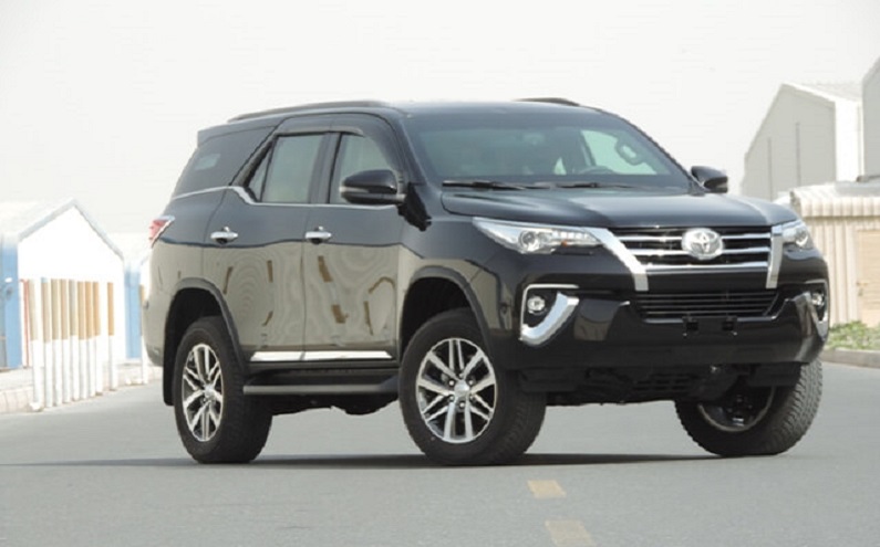 Toyota Fortuner dans la catégorie VUS Blindé - vue avant