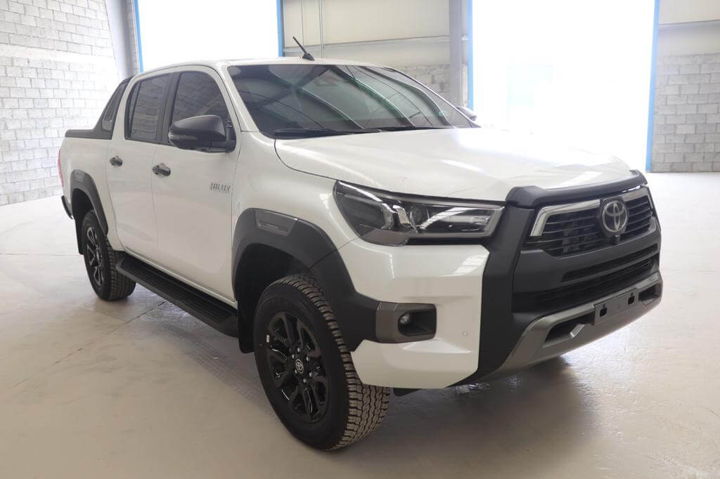 Toyota Hilux 2.7 Petrol with BR6 armor protection, custom-built by SchutzCarr, offering discreet bulletproof security for civilian use