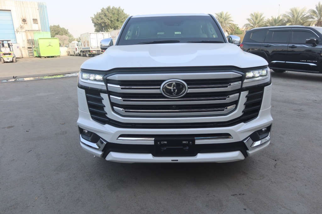 Toyota Land Cruiser ZX in the Armored SUV category - front view