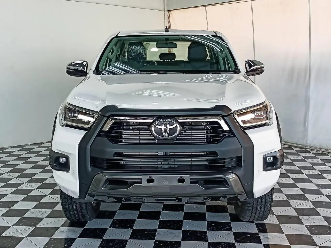 Toyota Hilux 2.7 Petrol