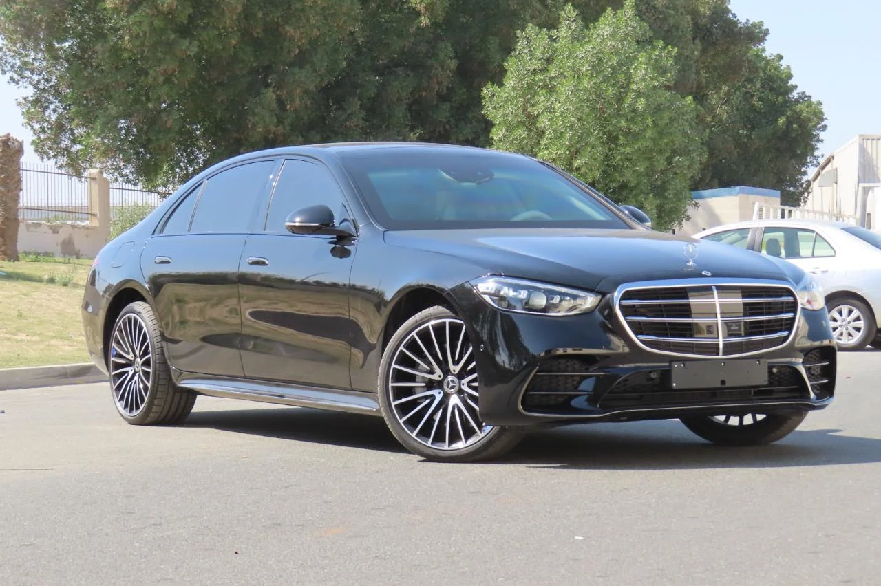 Mercedes-Benz S500 armored luxury sedan front three-quarter exterior view